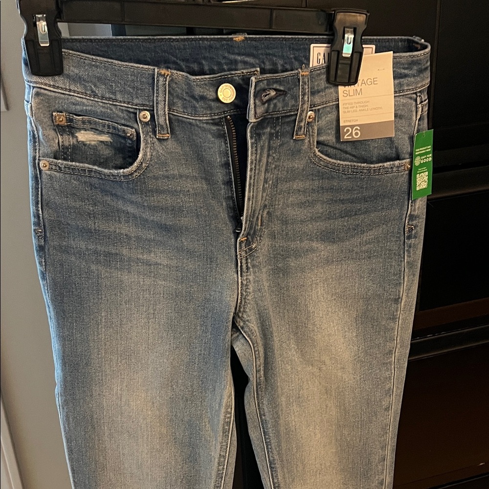 GAP Women’s Vintage Slim Jeans- Light Blue
